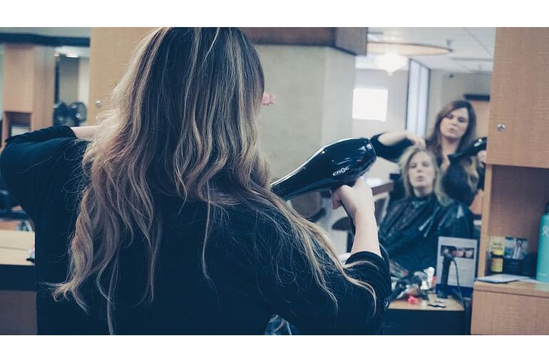 united-states-anaheim-alexander-s-grand-salon-and-spa-blow-dryer